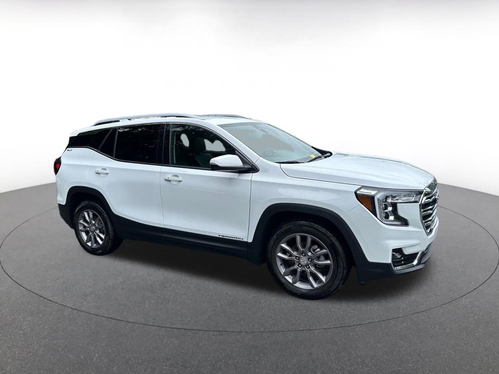 Thumbnail: 2024 GMC Terrain - 1