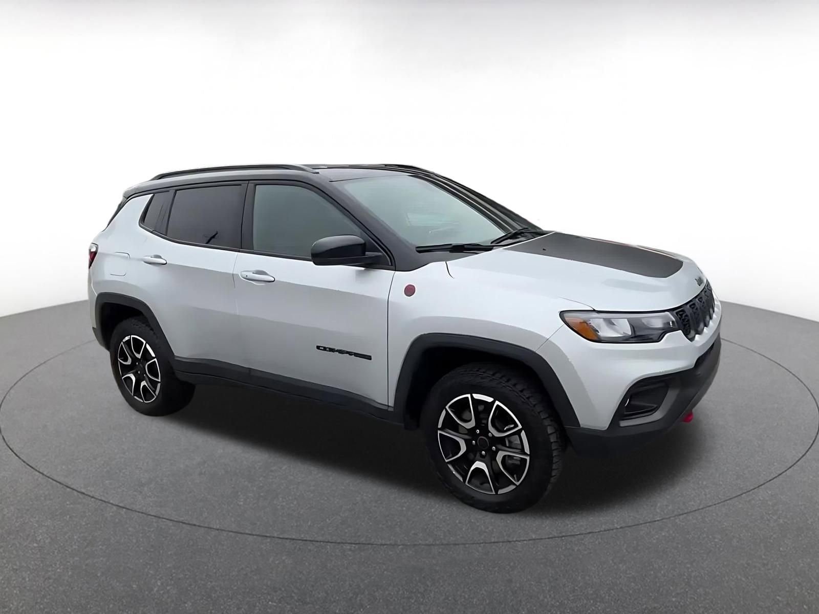 Thumbnail: 2025 Jeep Compass - 3