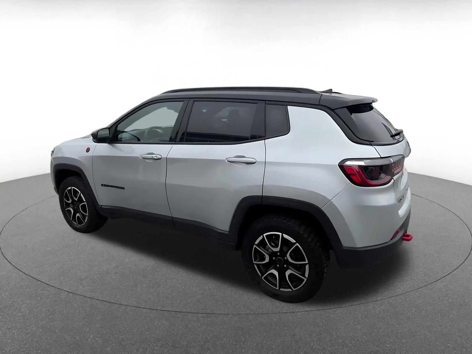 Thumbnail: 2025 Jeep Compass - 15