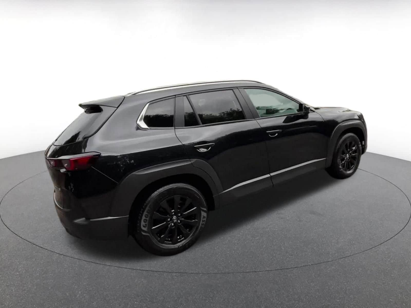 Thumbnail: 2025 Mazda CX-50 - 15