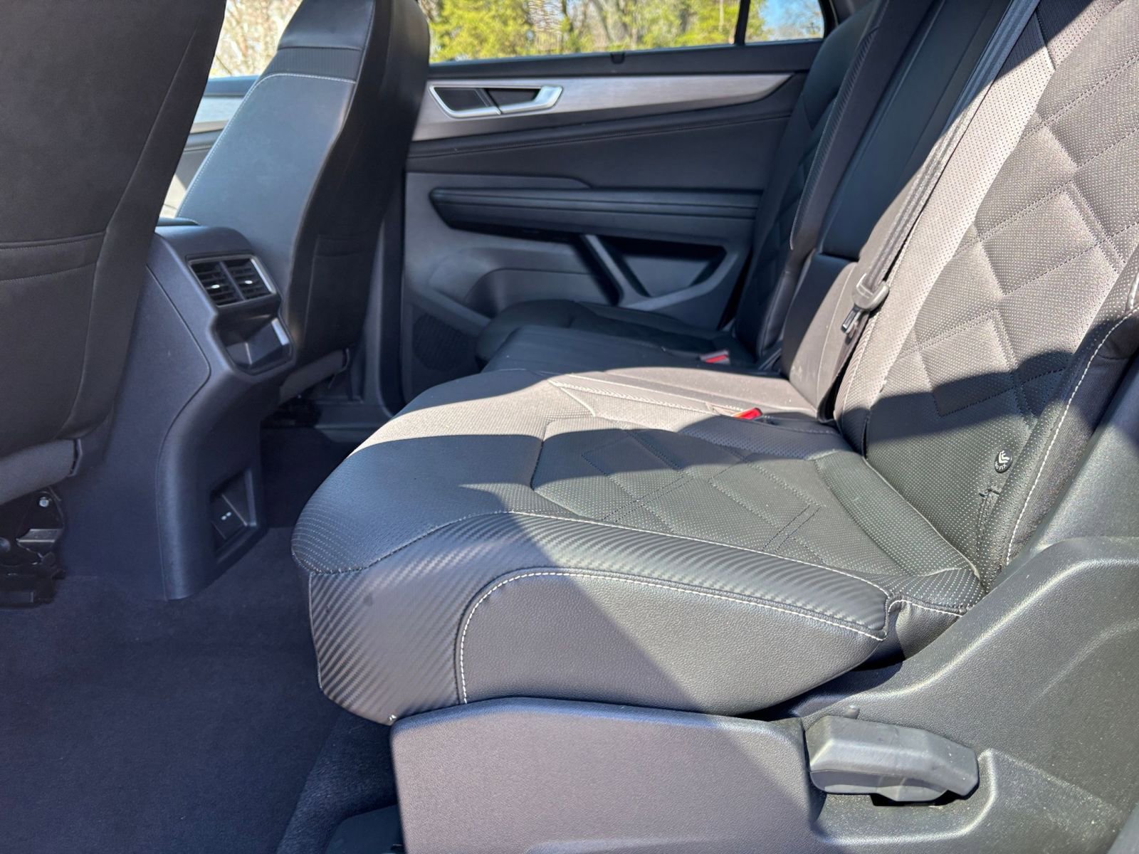 Thumbnail: 2025 Volkswagen Atlas - 28