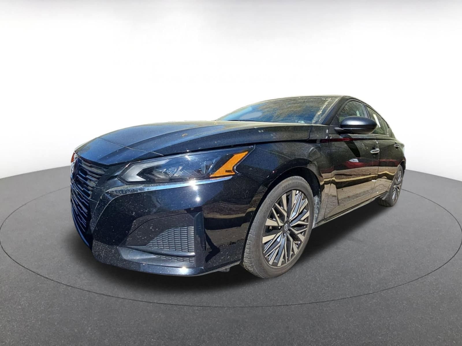 Thumbnail: 2025 Nissan Altima - 4