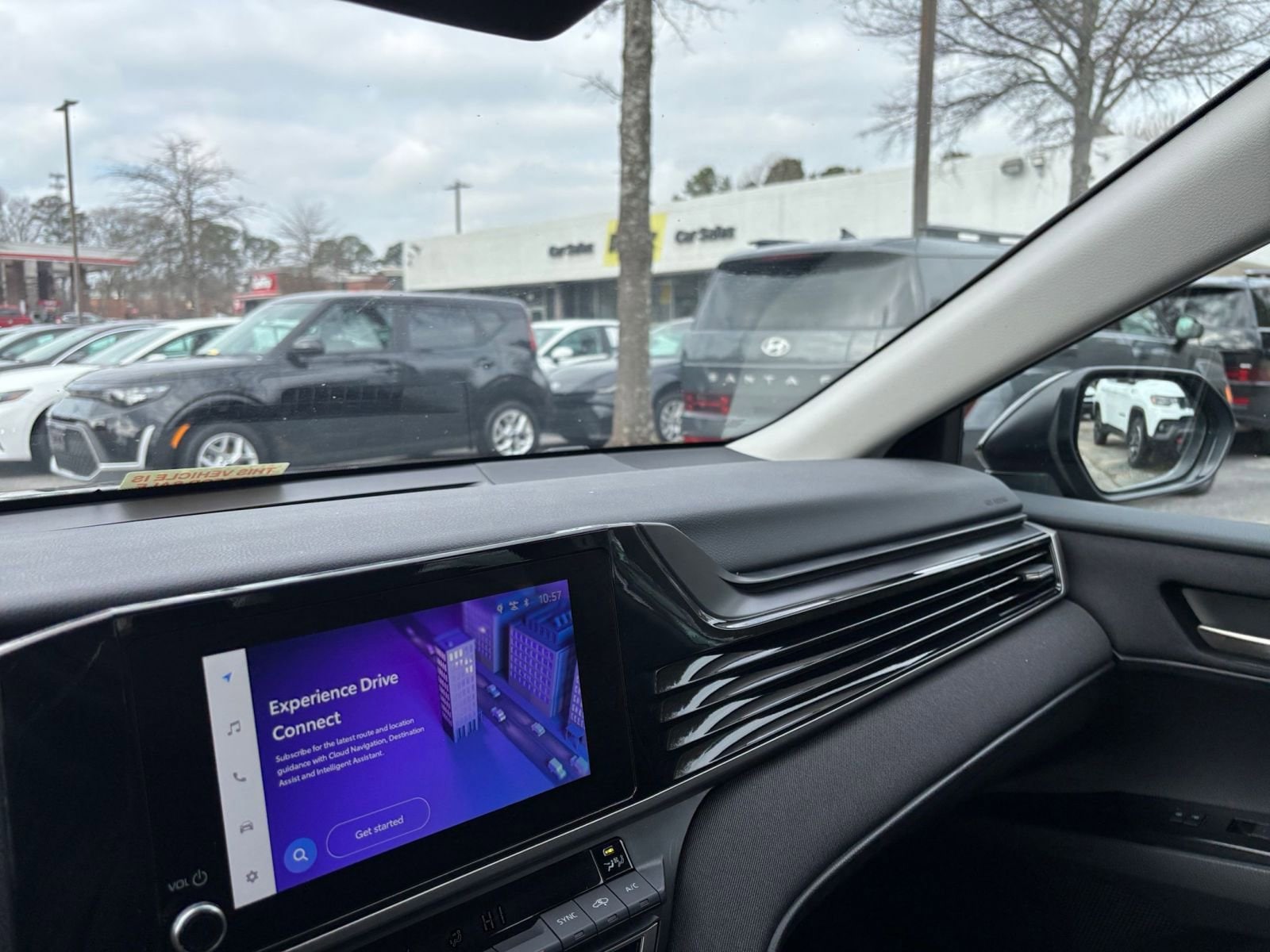 Thumbnail: 2025 Toyota Camry - 35