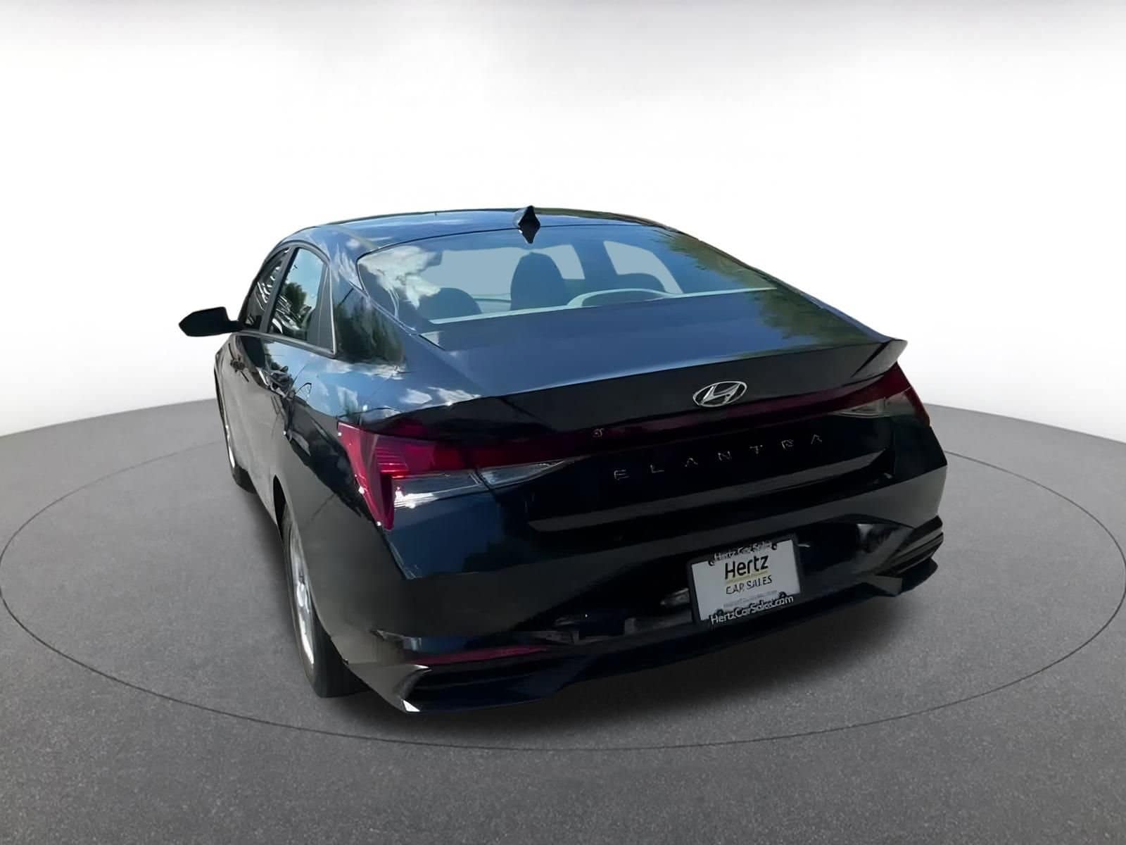 Thumbnail: 2023 Hyundai Elantra - 11