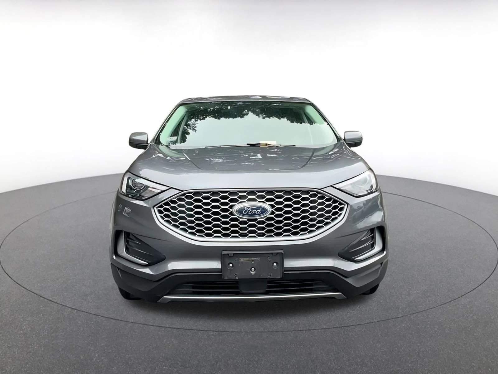 Thumbnail: 2024 Ford Edge - 4