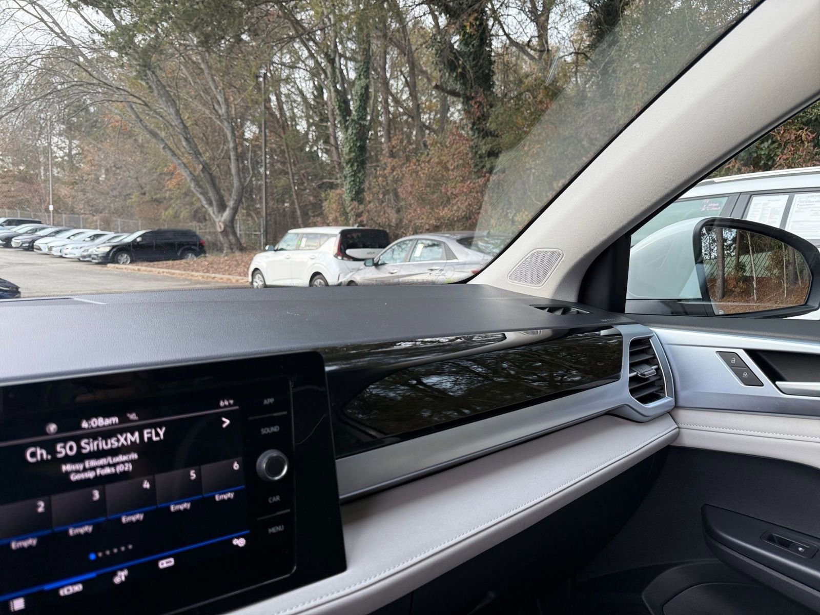 Thumbnail: 2025 Volkswagen Taos - 35