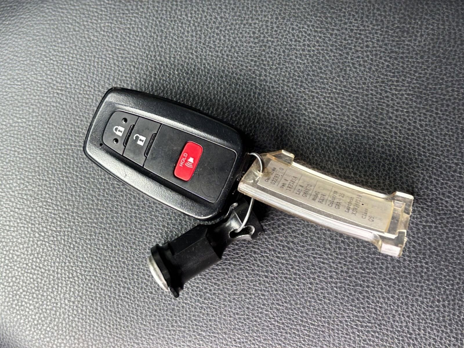 Thumbnail: 2025 Toyota RAV4 - 22