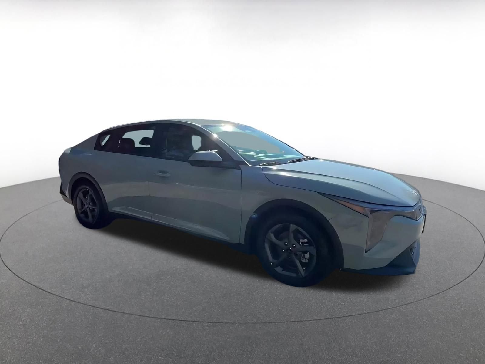 Thumbnail: 2025 Kia K4 - 2