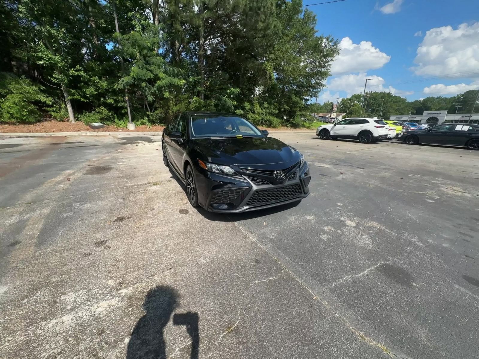 Thumbnail: 2024 Toyota Camry - 16