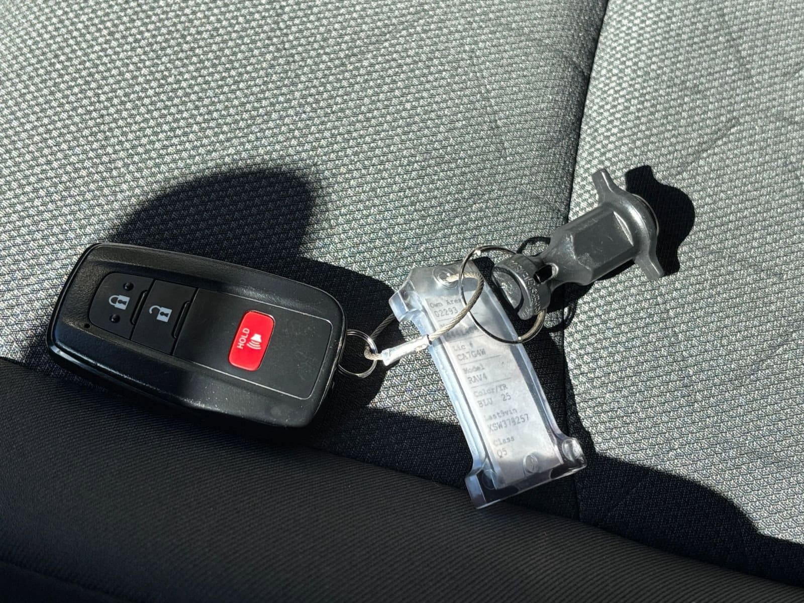 Thumbnail: 2025 Toyota RAV4 - 22