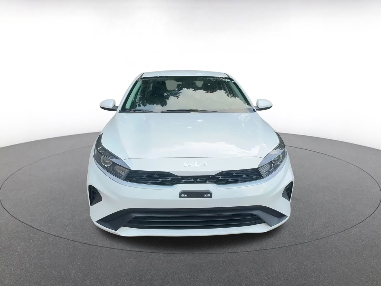 Thumbnail: 2023 Kia Forte - 5