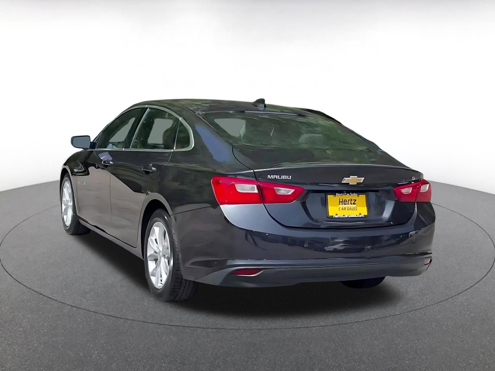 Thumbnail: 2023 Chevrolet Malibu - 11