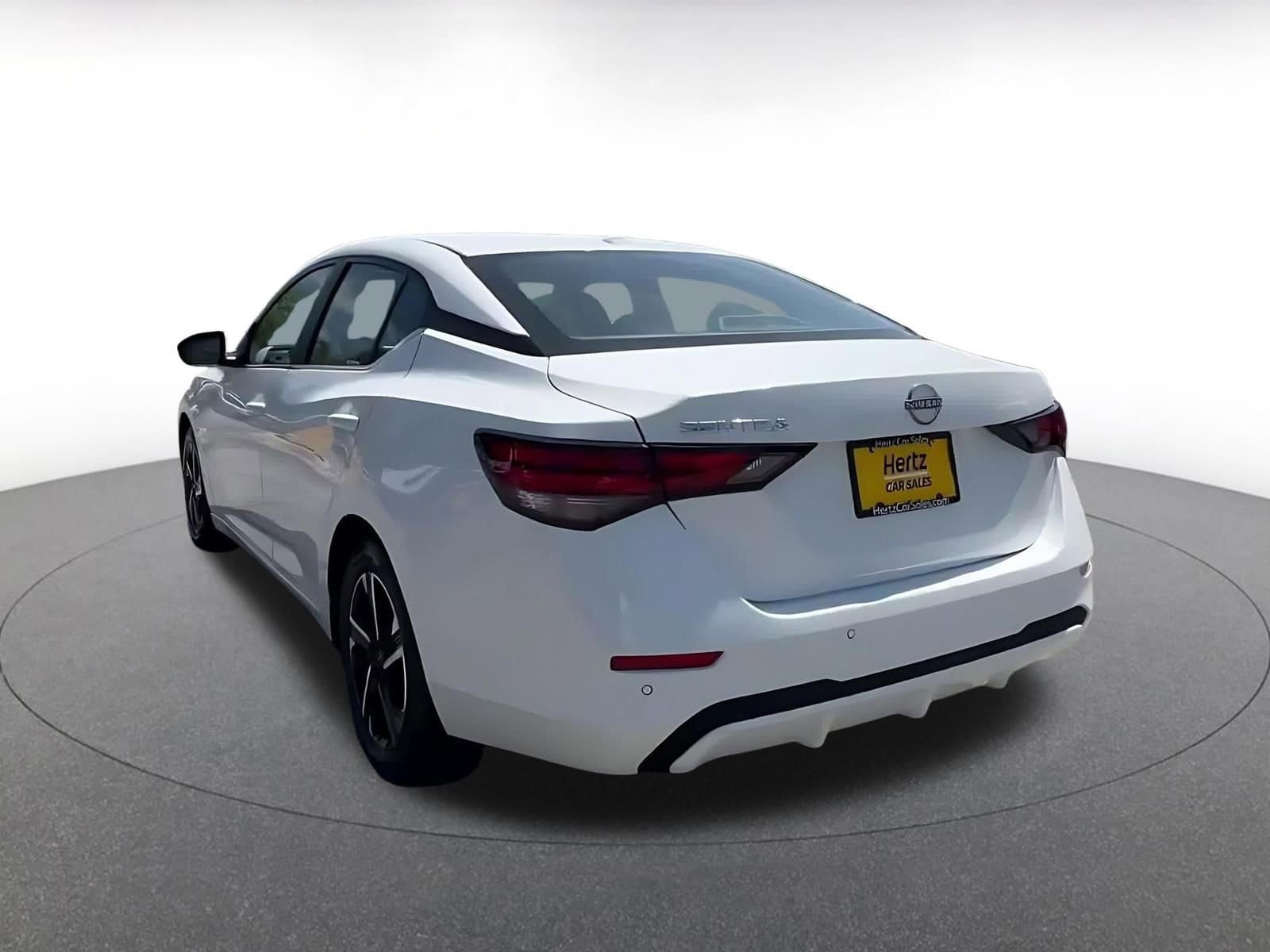 Thumbnail: 2025 Nissan Sentra - 11