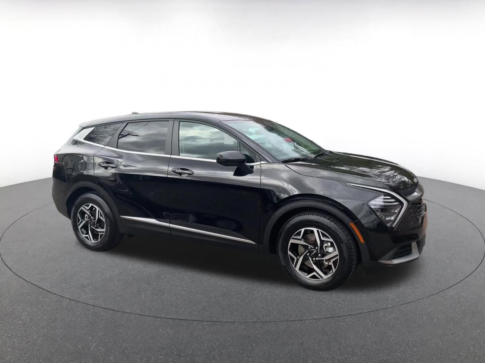 Thumbnail: 2025 Kia Sportage - 1