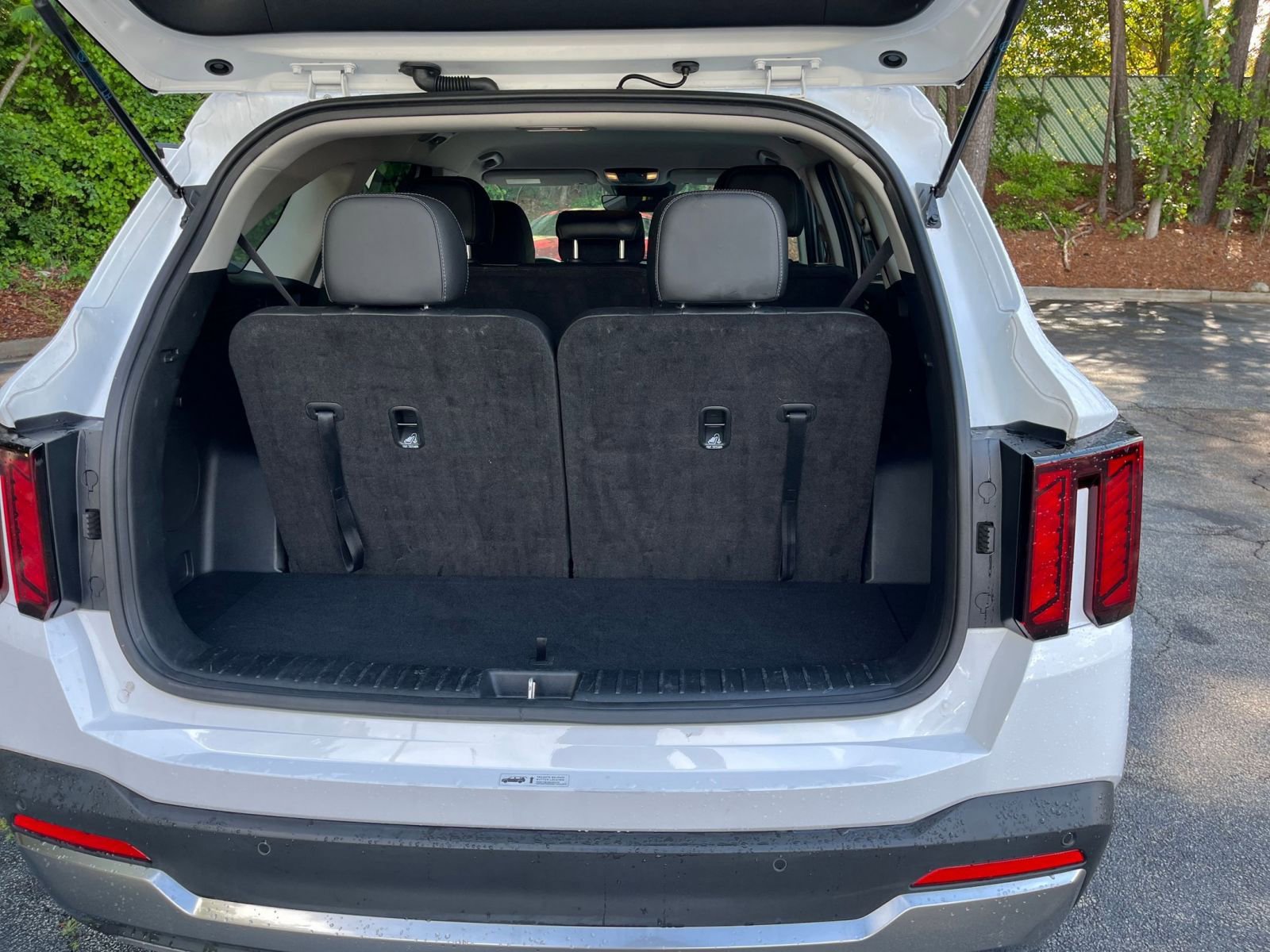2024 Kia Sorento S 32