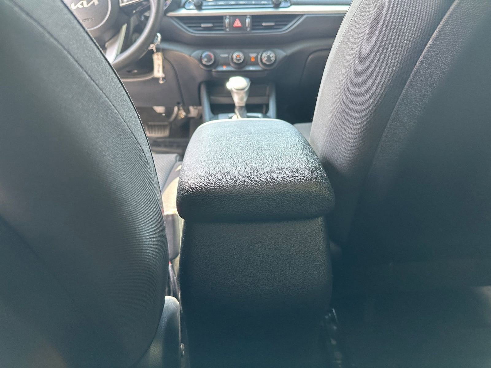 Thumbnail: 2024 Kia Forte - 24