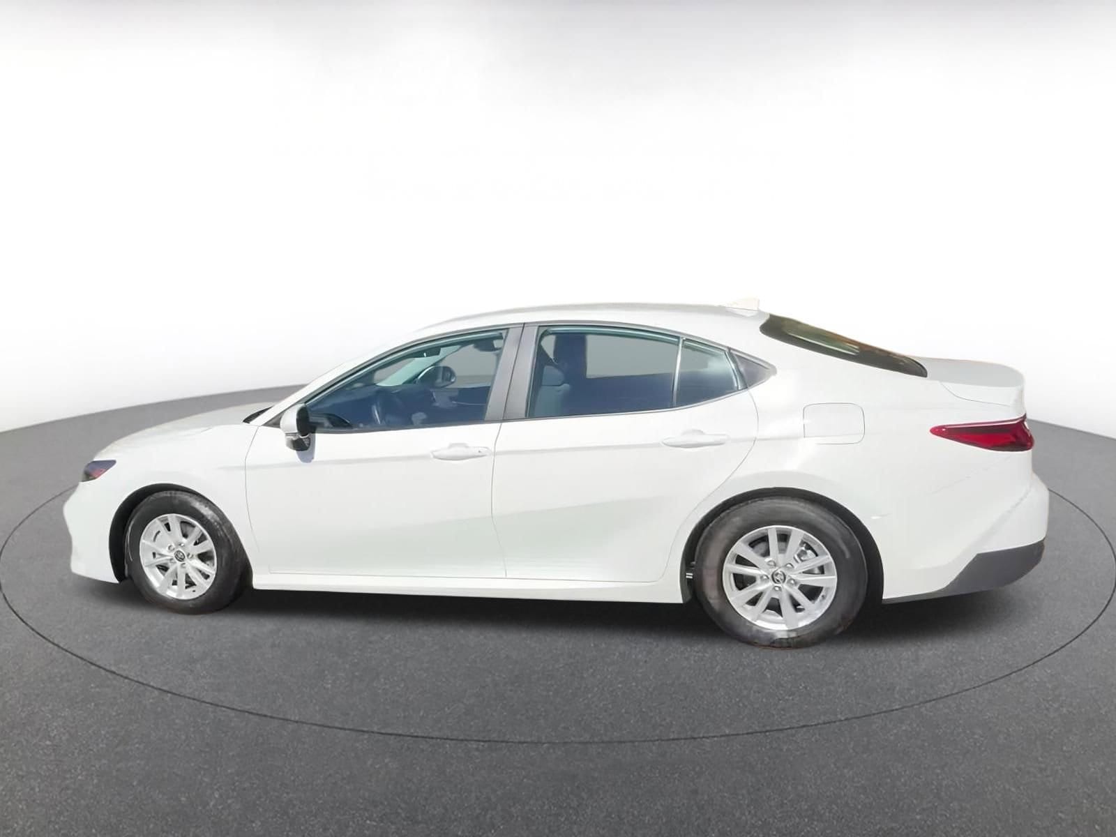 Thumbnail: 2025 Toyota Camry - 9