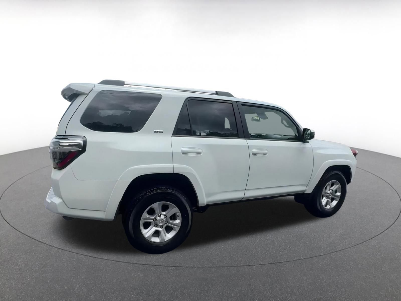 Thumbnail: 2024 Toyota 4Runner - 15