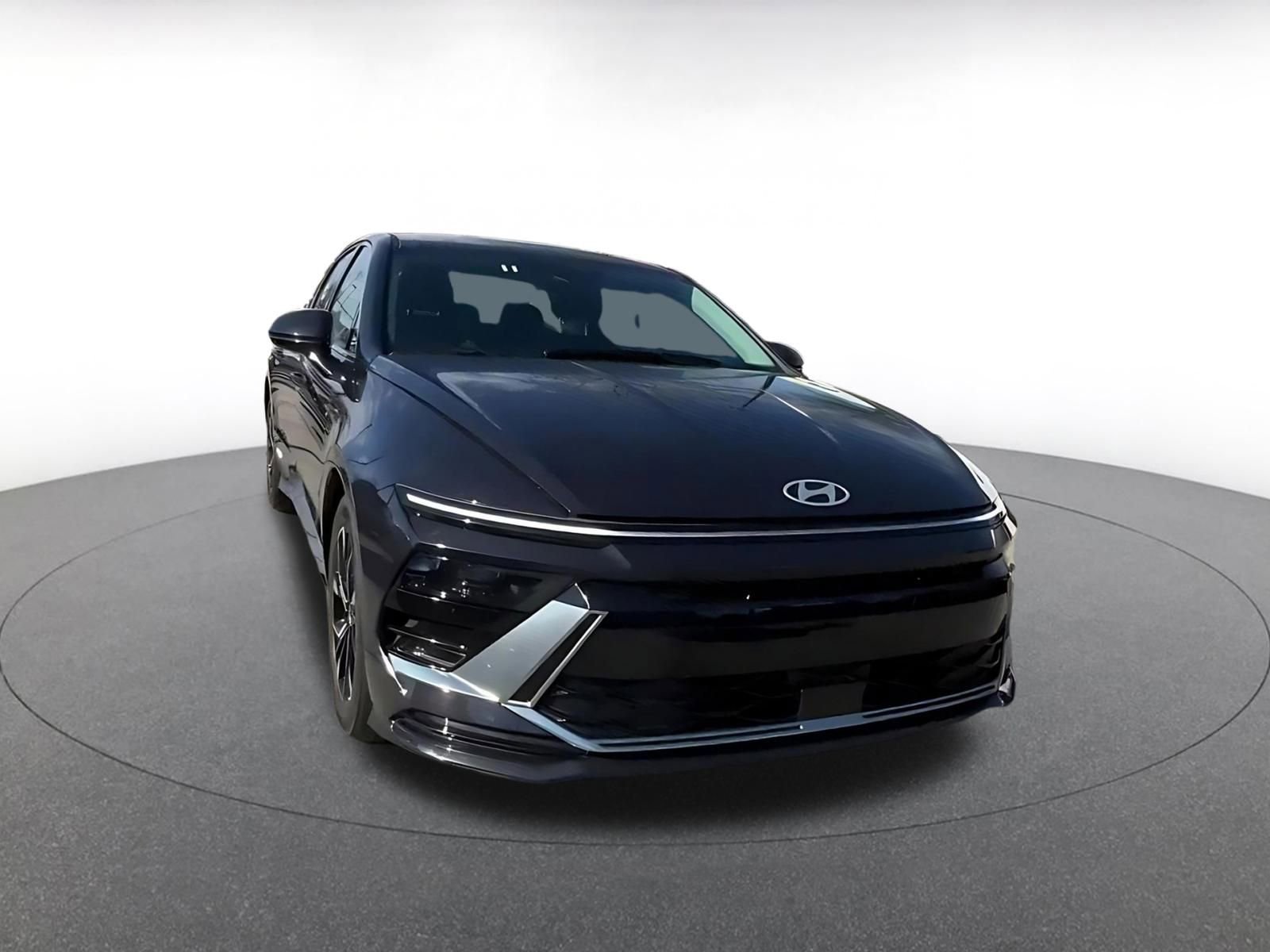 Thumbnail: 2025 Hyundai Sonata - 3