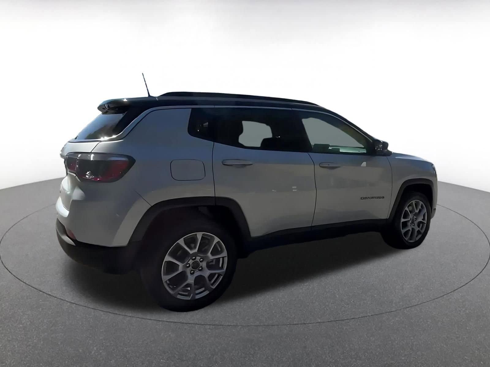 Thumbnail: 2025 Jeep Compass - 15