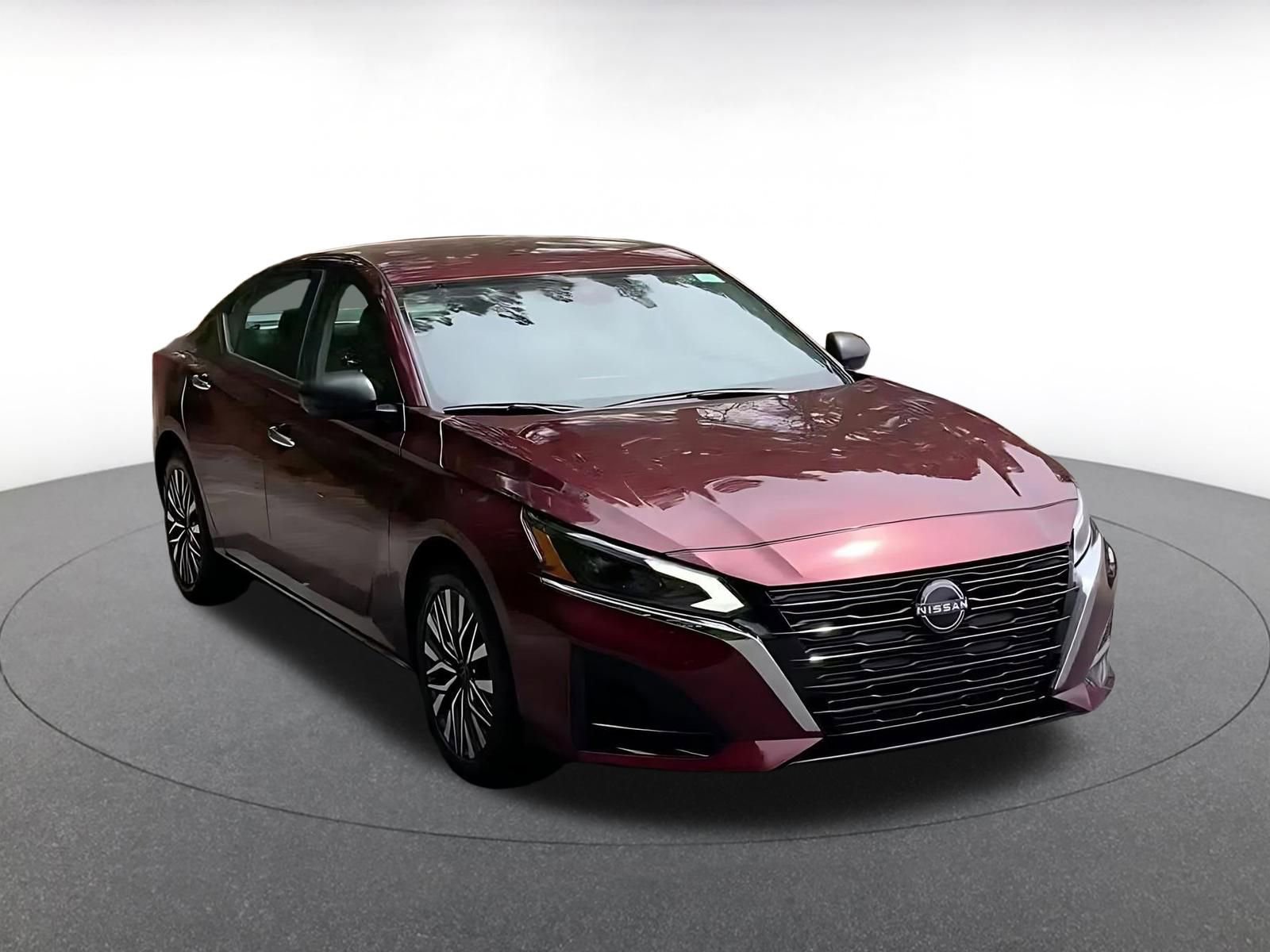 Thumbnail: 2025 Nissan Altima - 3