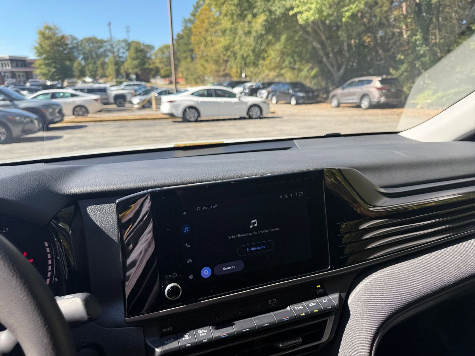 Thumbnail: 2025 Toyota Camry - 20