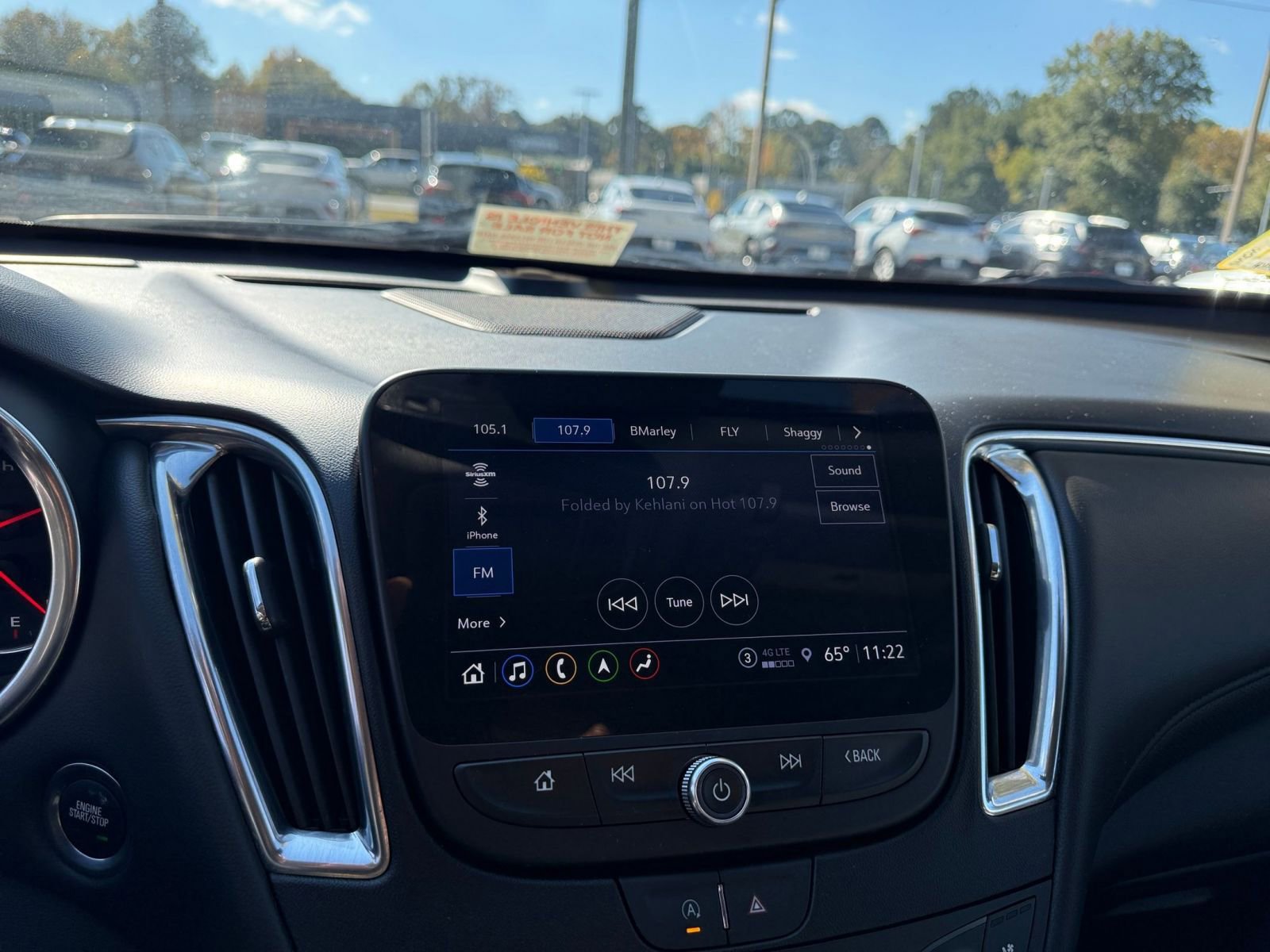 Thumbnail: 2024 Chevrolet Malibu - 21