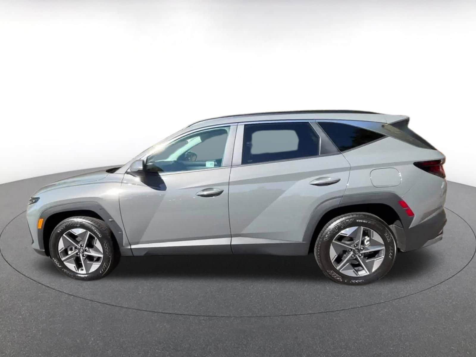 Thumbnail: 2025 Hyundai Tucson - 9