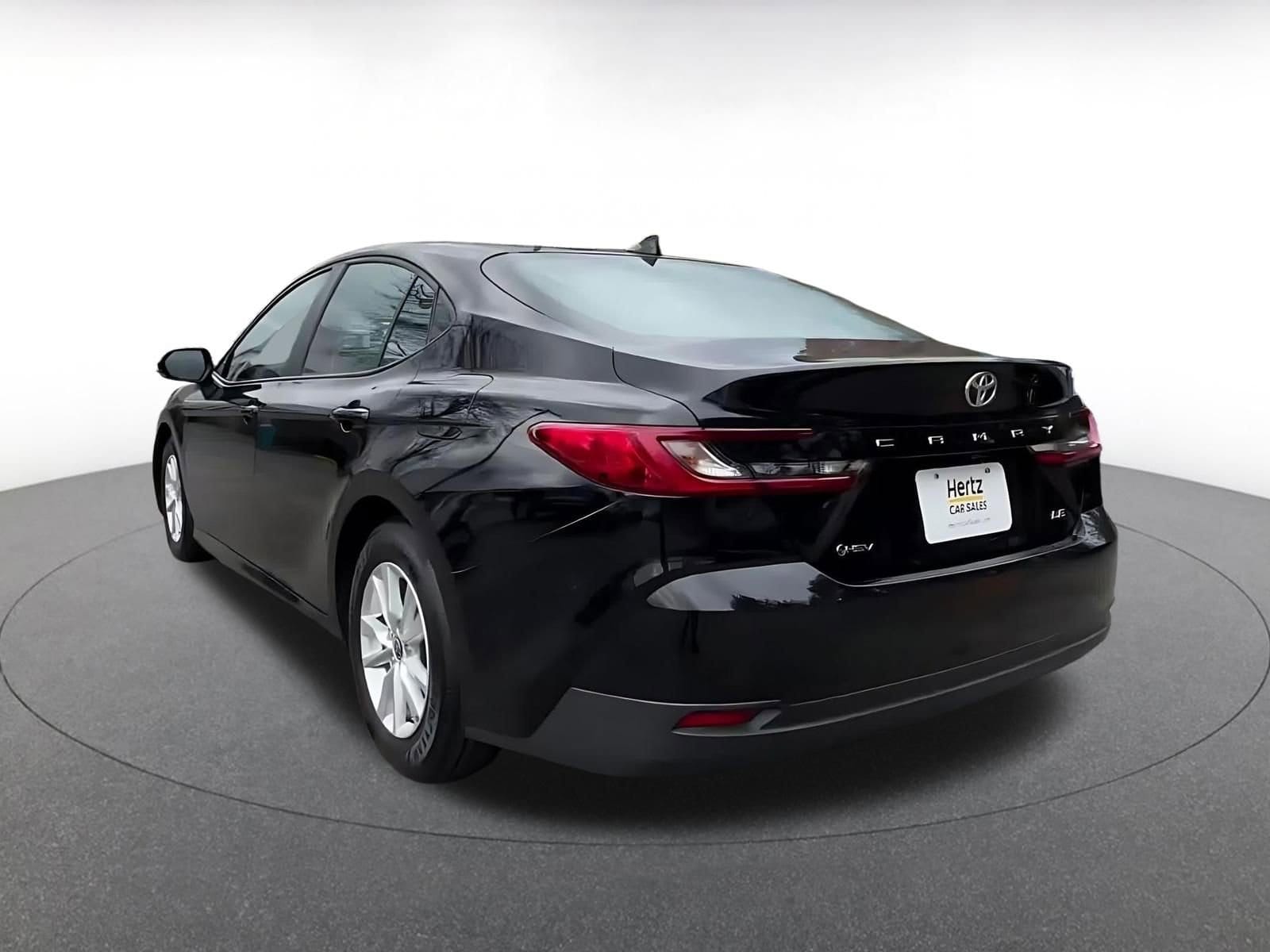 Thumbnail: 2025 Toyota Camry - 11