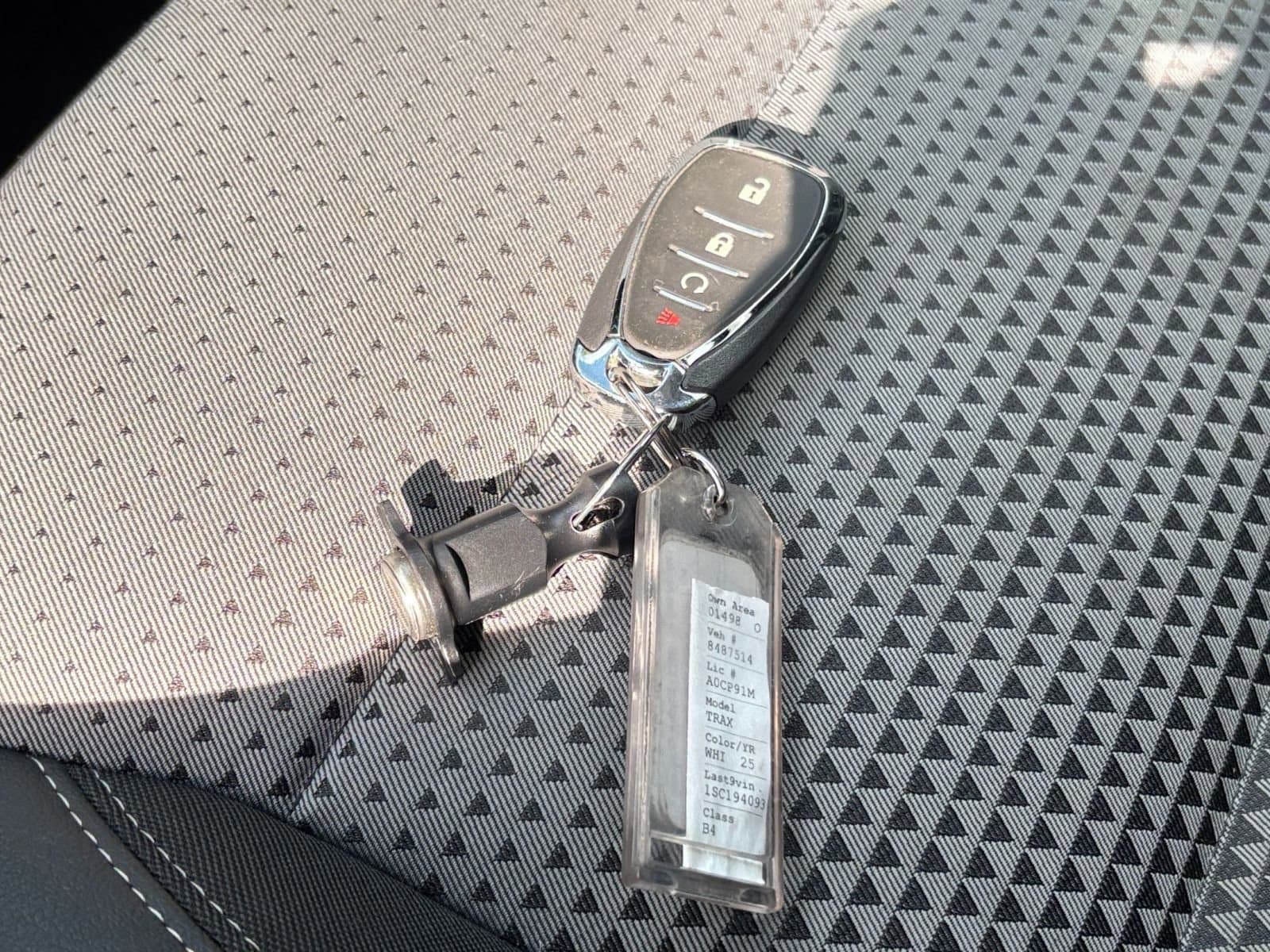 Thumbnail: 2025 Chevrolet Trax - 25