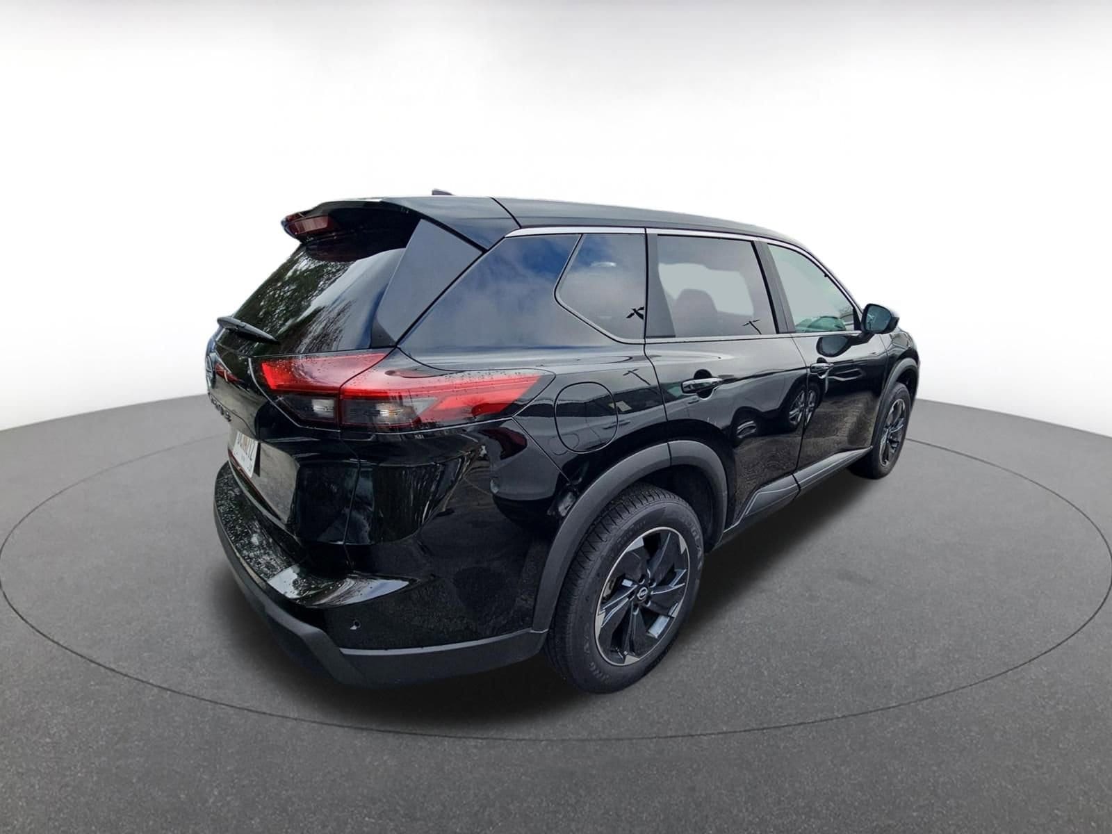 Thumbnail: 2025 Nissan Rogue - 8