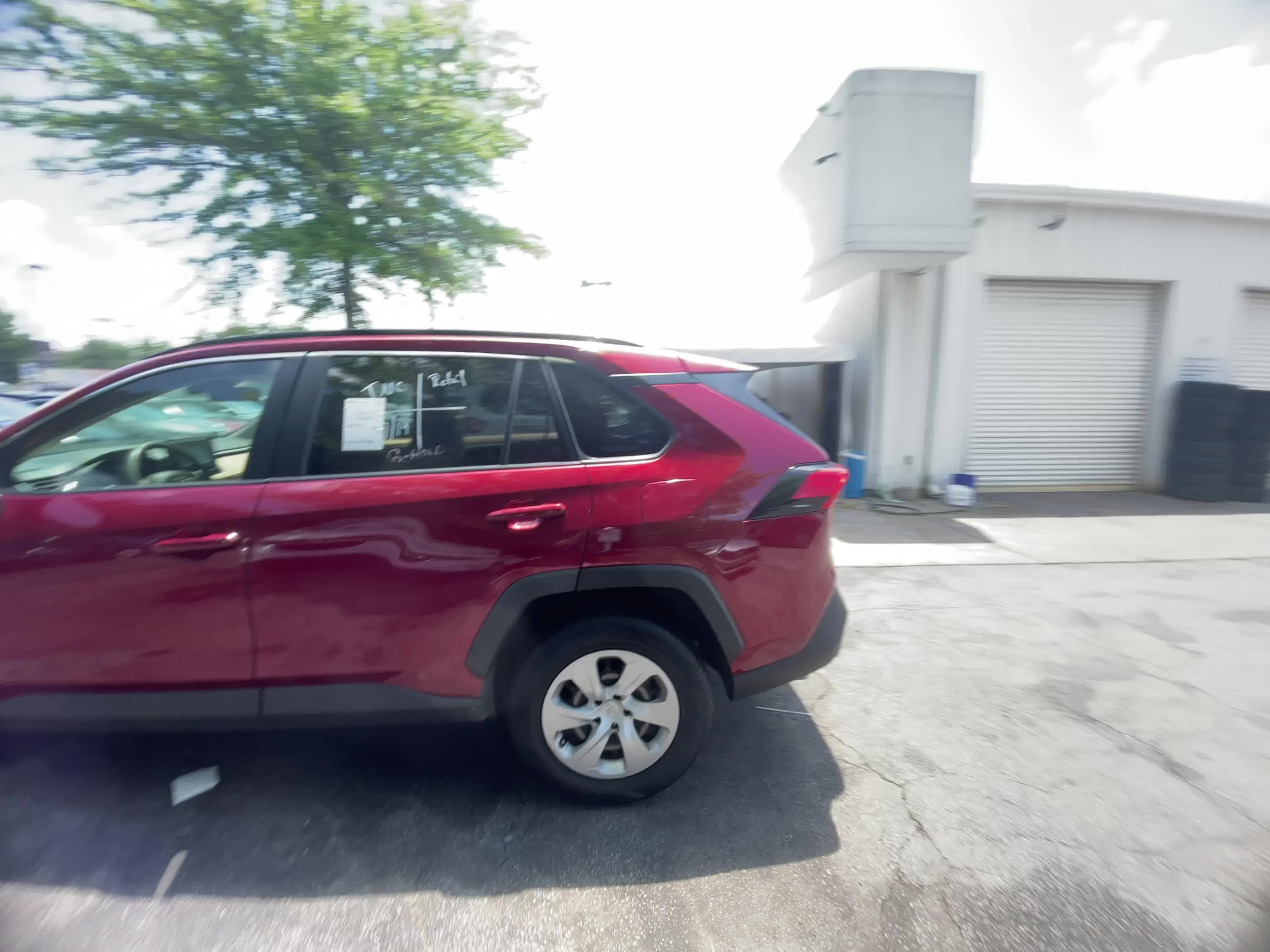 2019 Toyota RAV4 LE 8