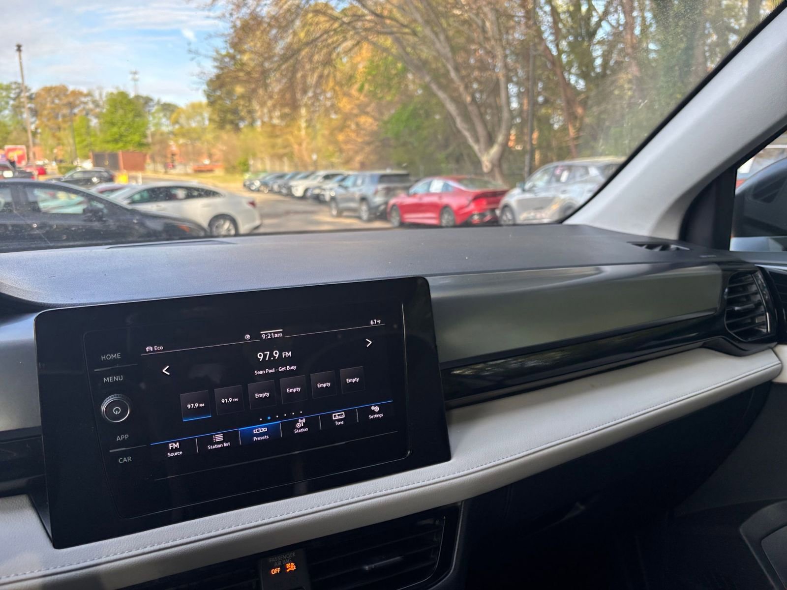 Thumbnail: 2025 Volkswagen Taos - 35