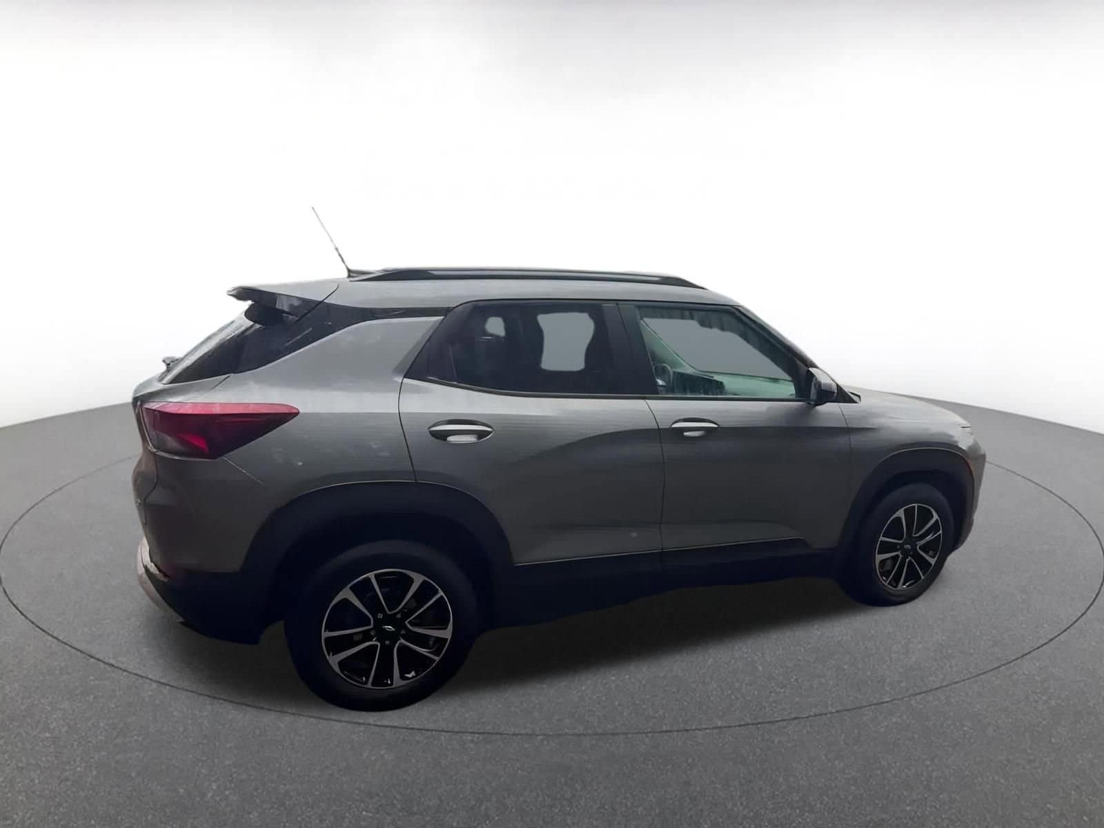 Thumbnail: 2025 Chevrolet TrailBlazer - 14