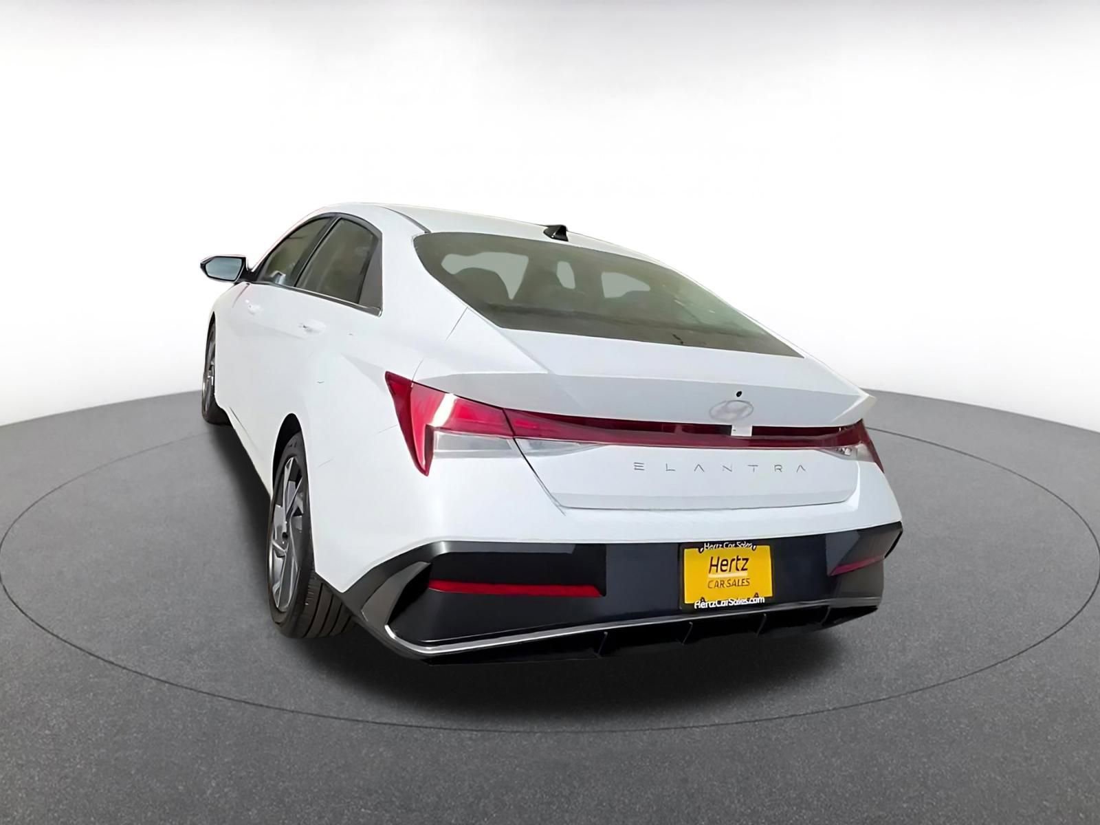 Thumbnail: 2025 Hyundai Elantra - 11