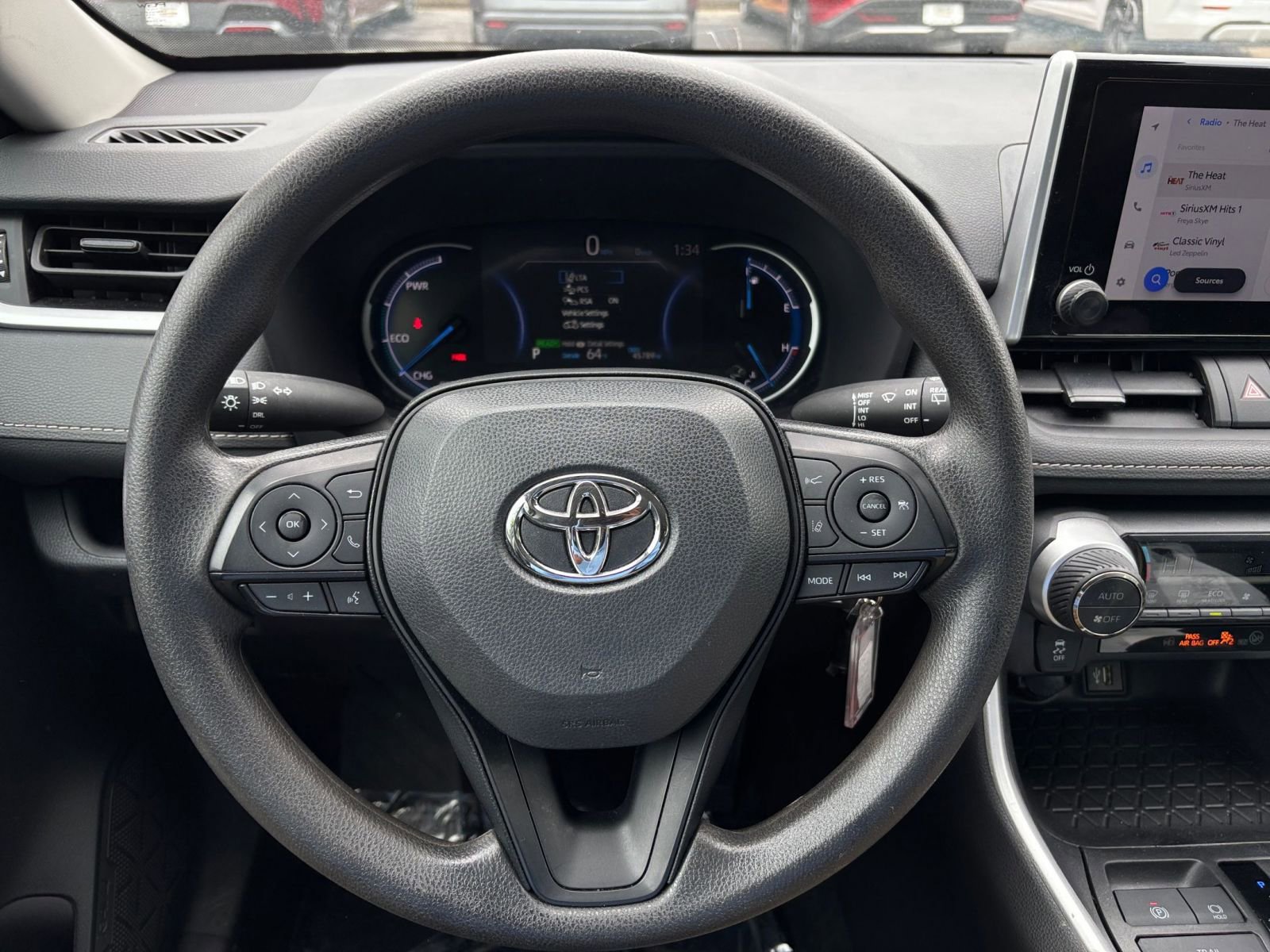 Thumbnail: 2024 Toyota RAV4 - 34