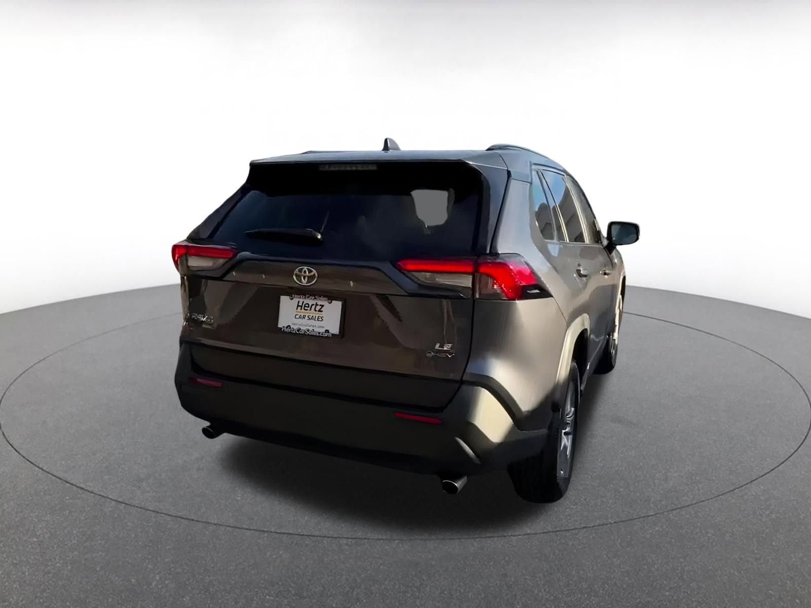 Thumbnail: 2025 Toyota RAV4 - 14