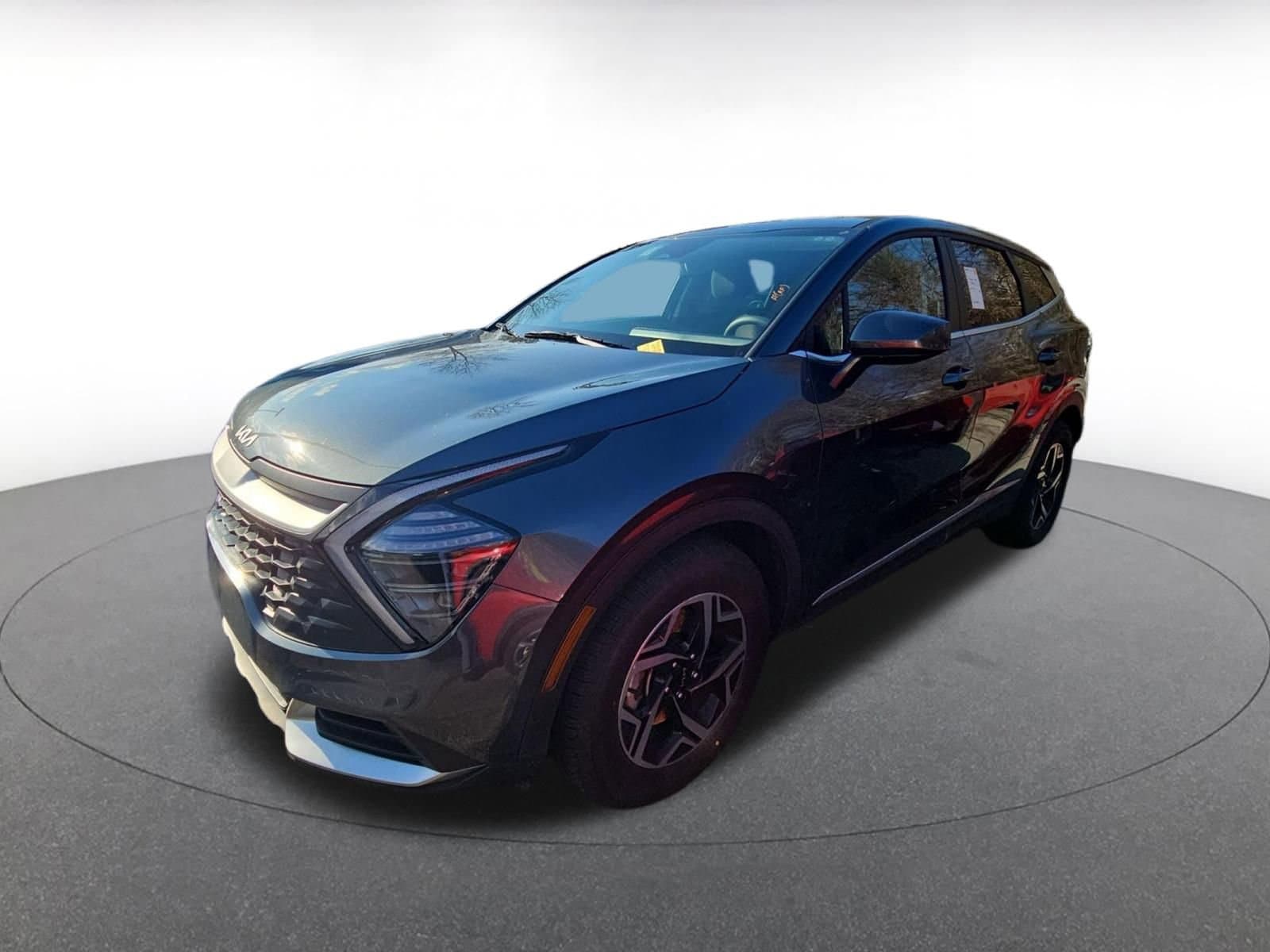 Thumbnail: 2025 Kia Sportage - 3