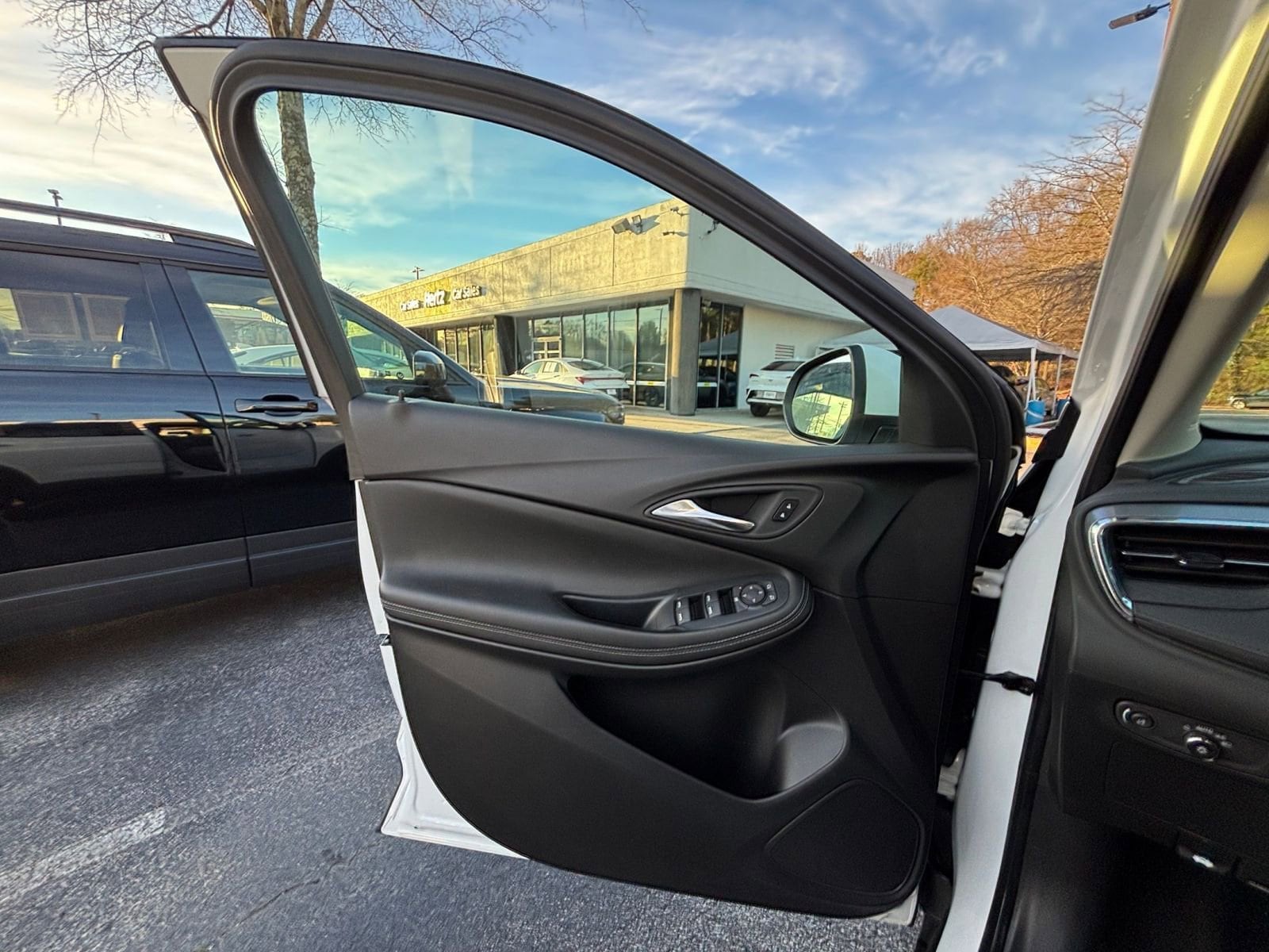 Thumbnail: 2025 Buick Encore GX - 20