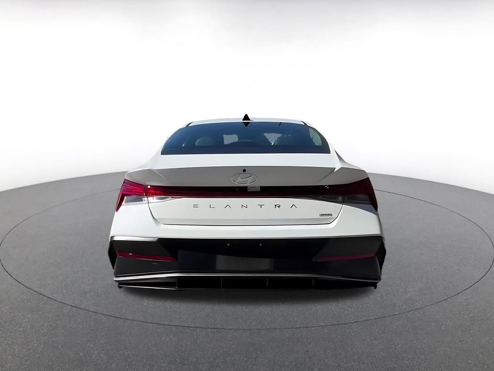 Thumbnail: 2025 Hyundai Elantra - 12