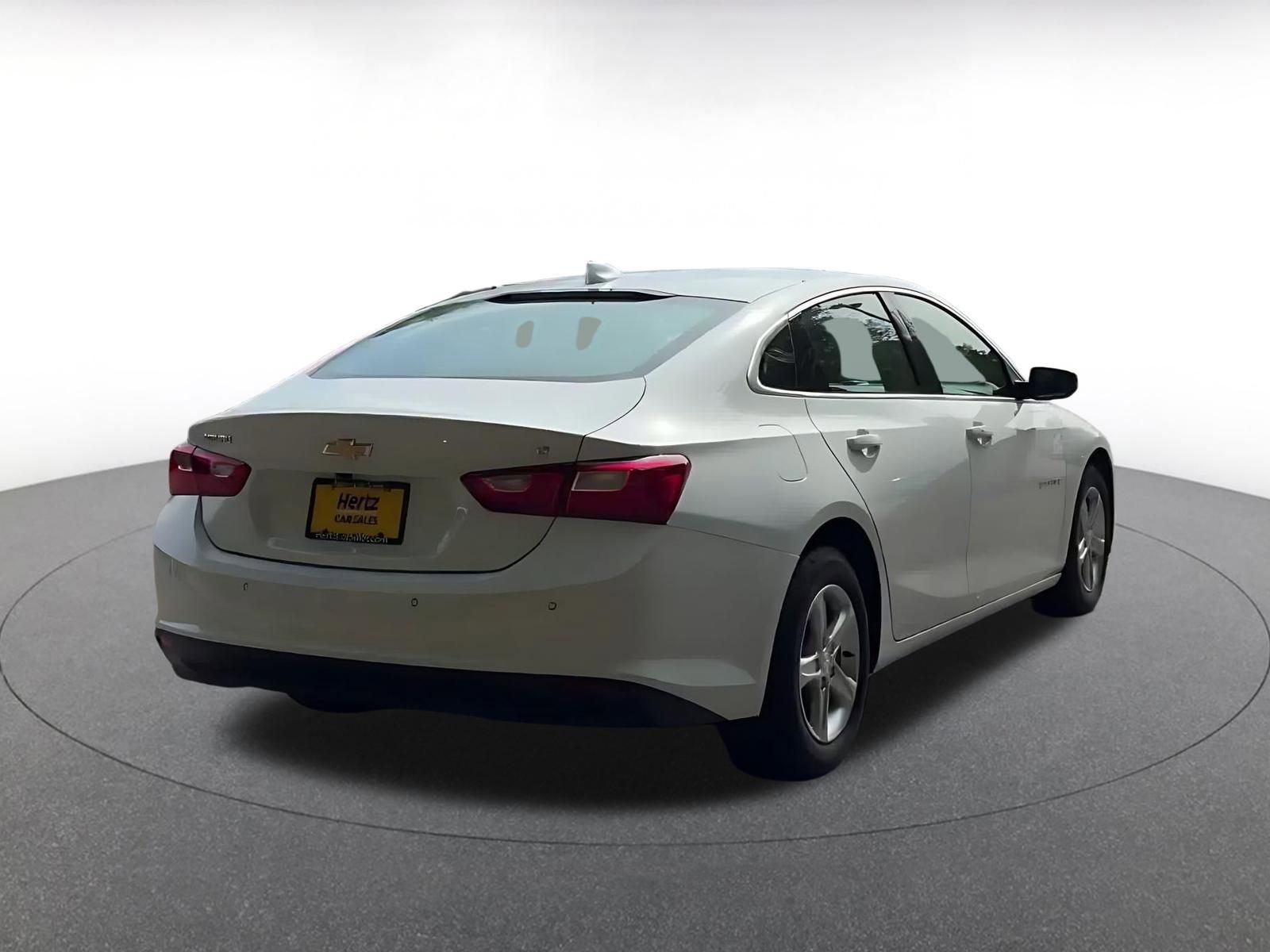 Thumbnail: 2023 Chevrolet Malibu - 16
