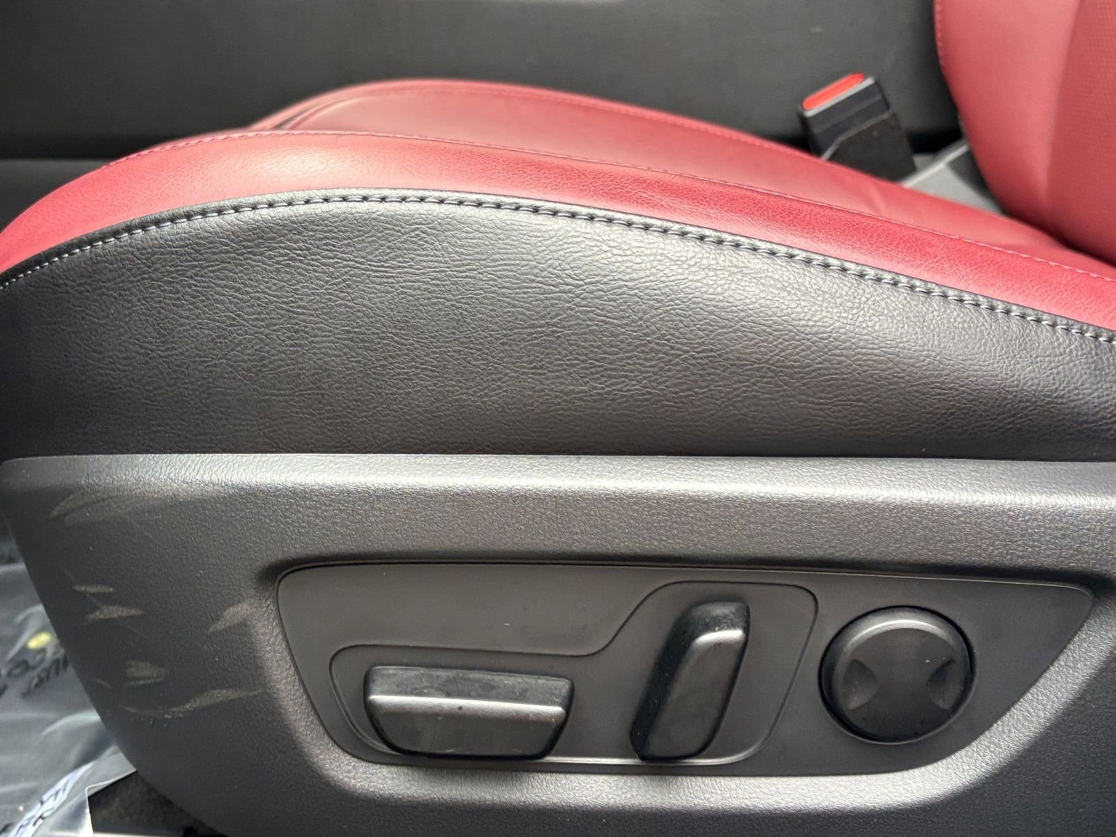 Thumbnail: 2025 Mazda CX-50 - 22