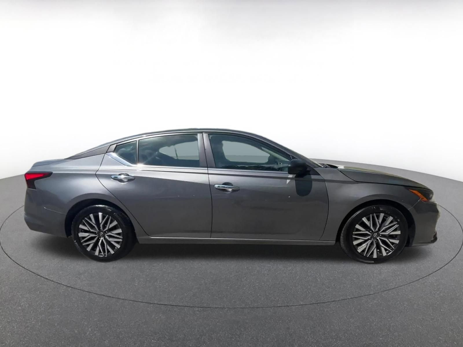 Thumbnail: 2025 Nissan Altima - 16