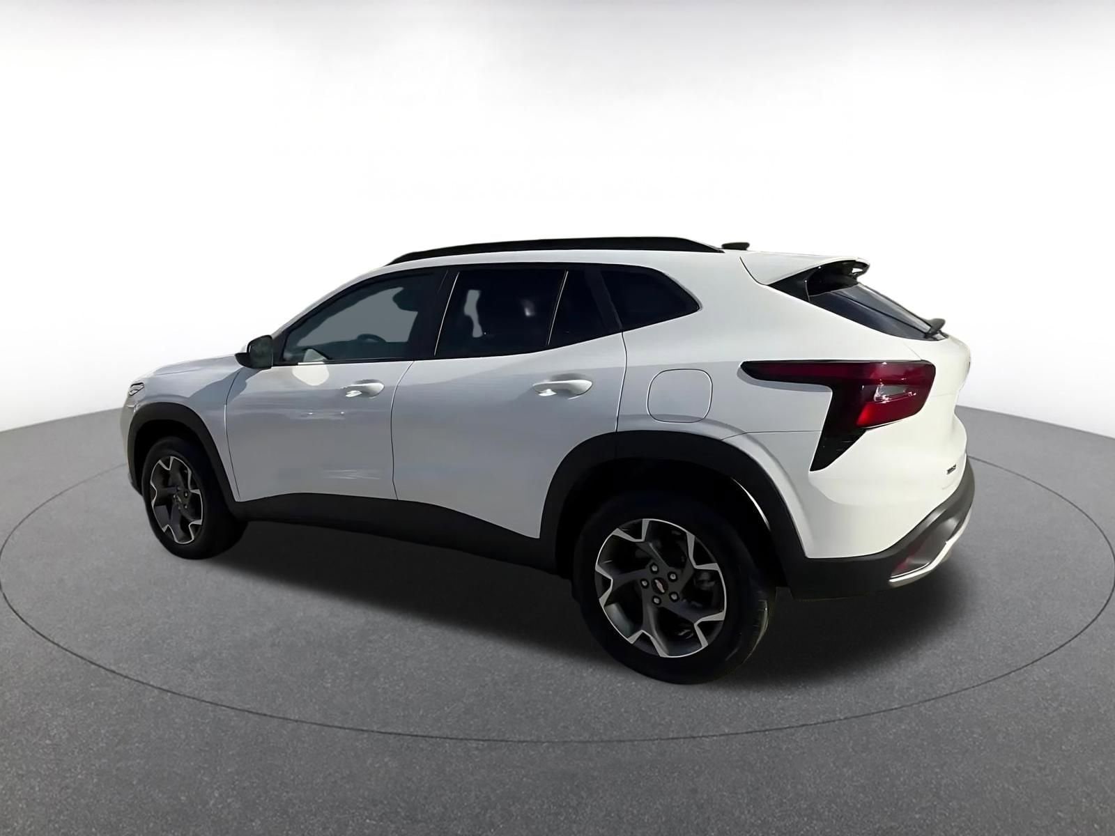 Thumbnail: 2025 Chevrolet Trax - 10