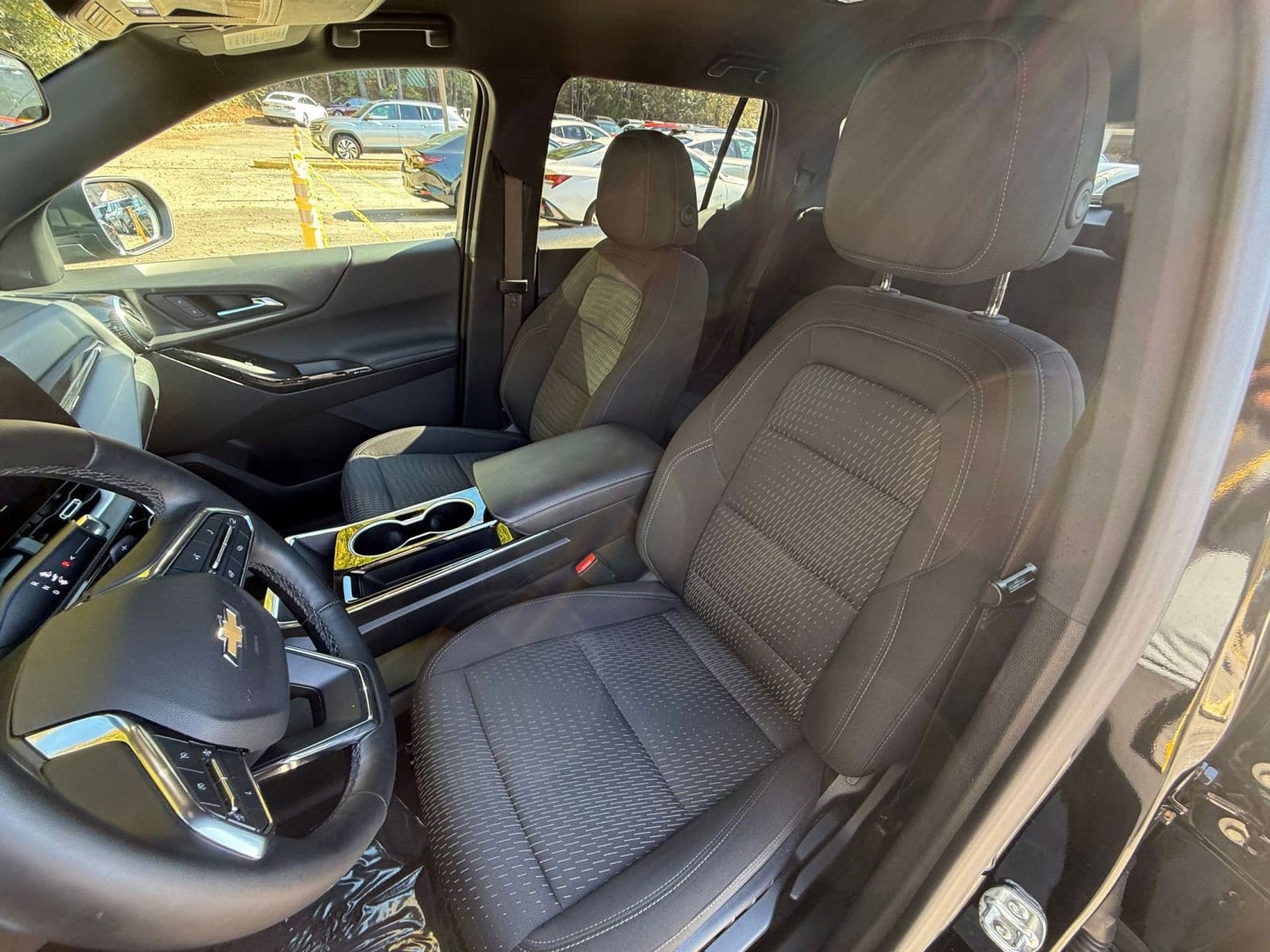 Thumbnail: 2025 Chevrolet Equinox - 27