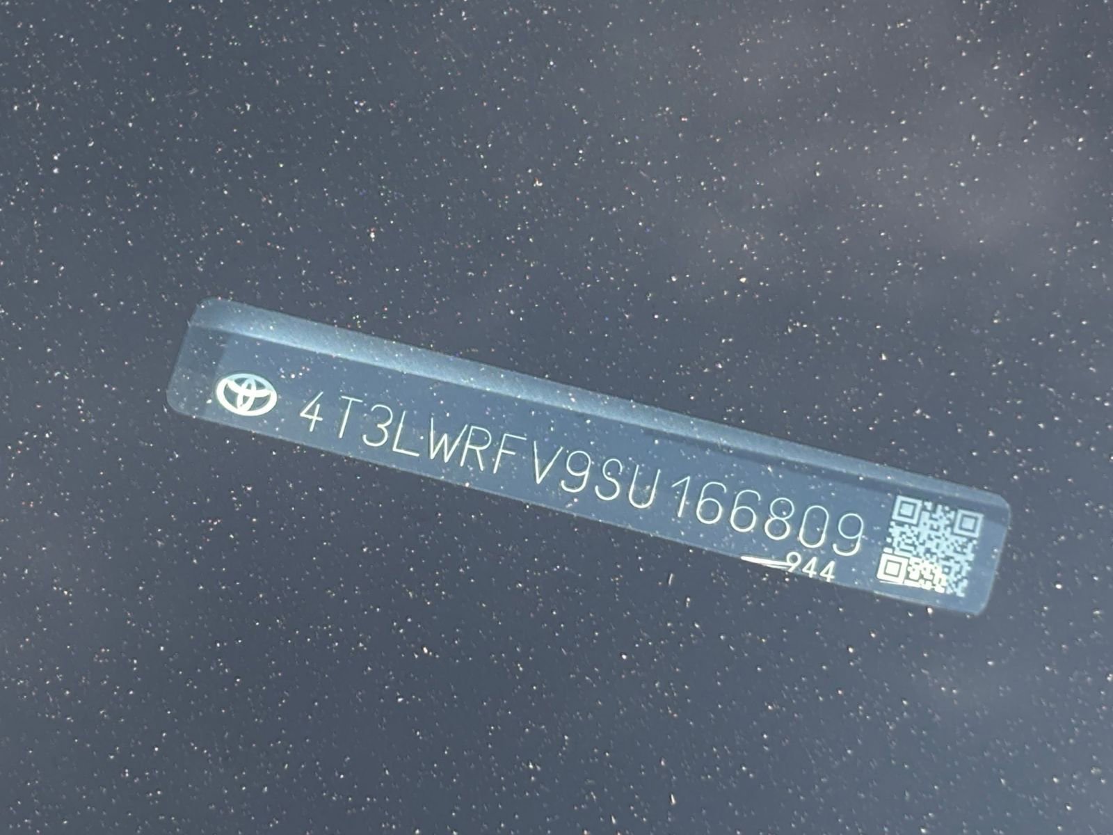 Thumbnail: 2025 Toyota RAV4 - 29