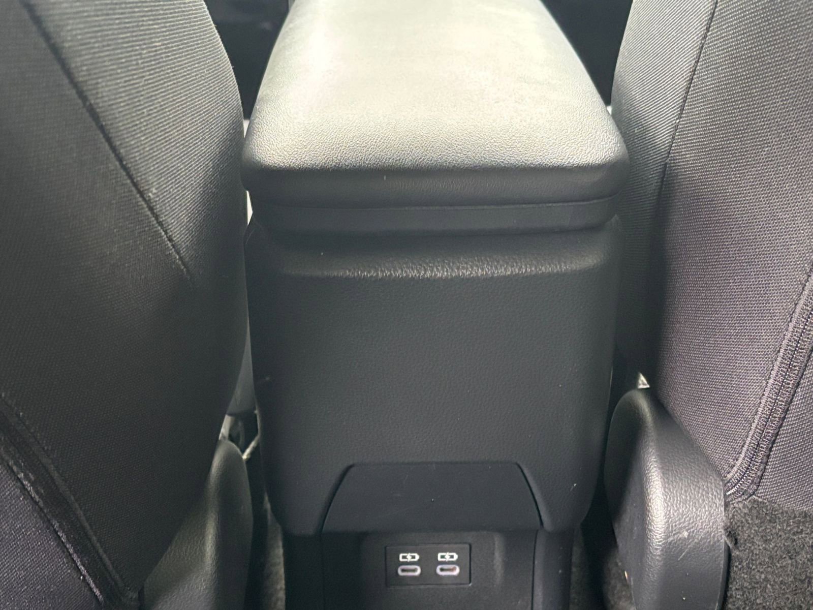 Thumbnail: 2025 Toyota Prius - 23