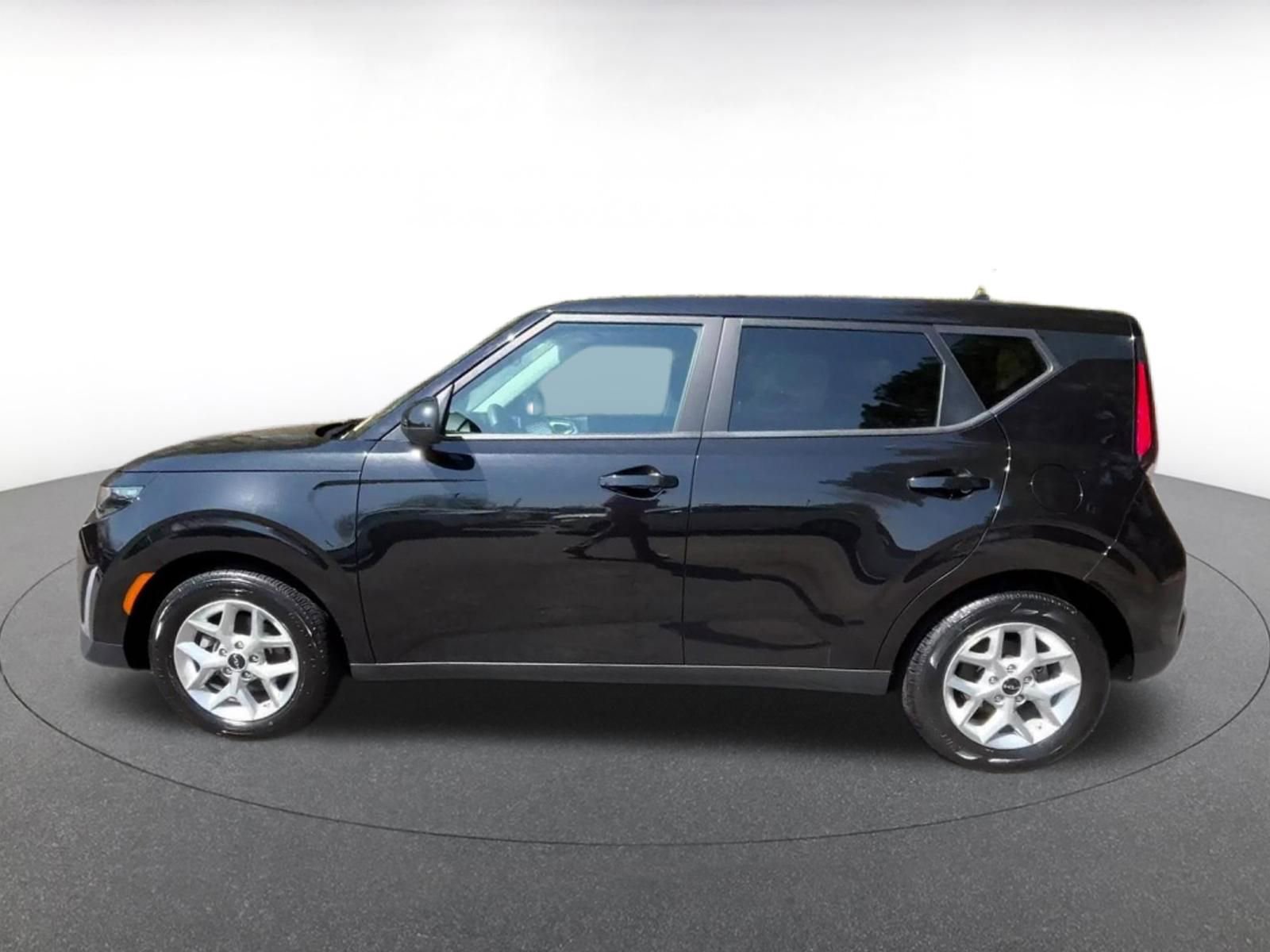 Thumbnail: 2025 Kia Soul - 9