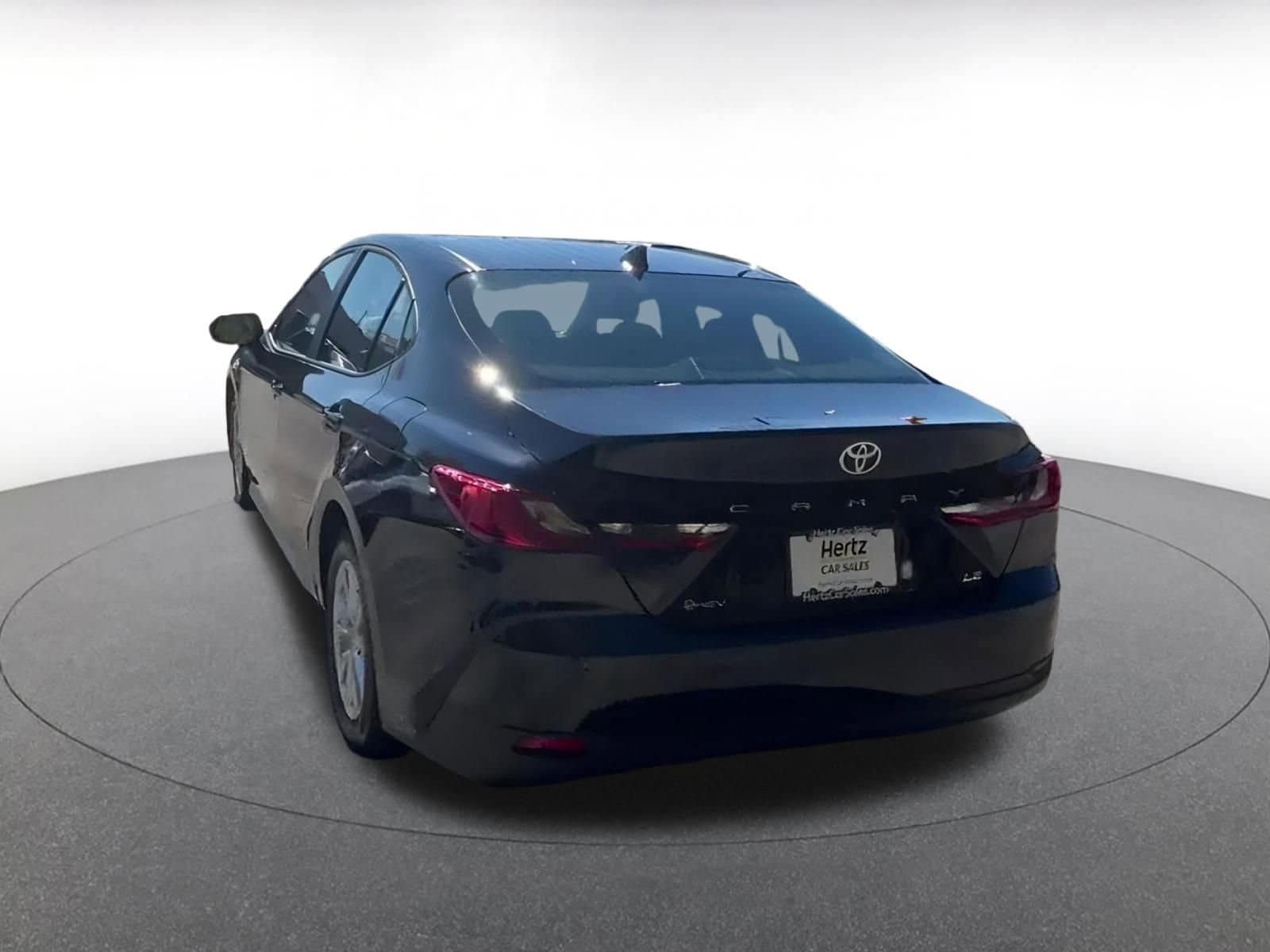 Thumbnail: 2025 Toyota Camry - 10