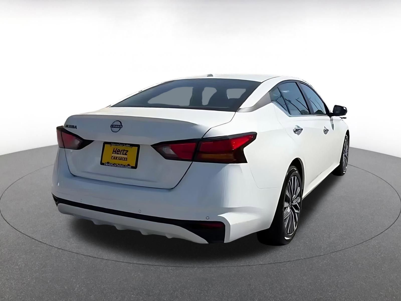 Thumbnail: 2025 Nissan Altima - 14